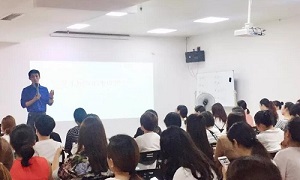 助力商户，决胜十一丨星南方店一线销售精英专场培训会