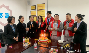 k8凯发之家宜昌店开展2019年第一季度员工生日会